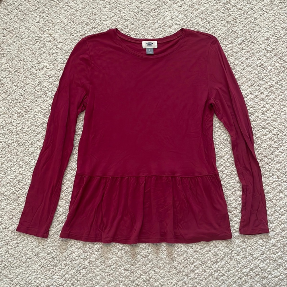 🎉 Old Navy red long sleeve peplum blouse top